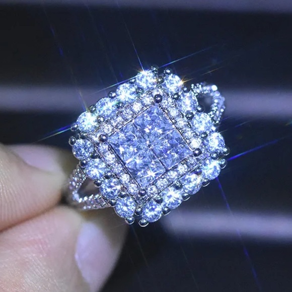 Sterling Silver Princess Ring - Picture 5 of 5